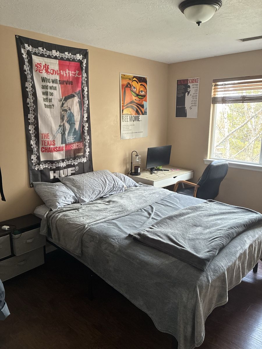 Private bedroom in Ogden