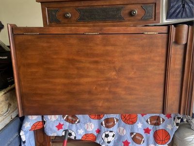Armoire