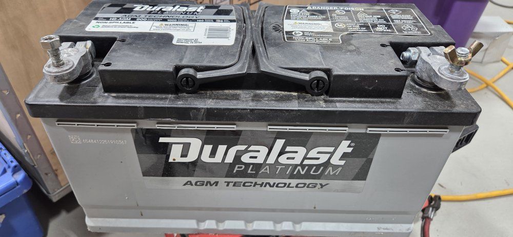 Duralast Platinum H8-AGM Battery 900 CCA Lightly Used