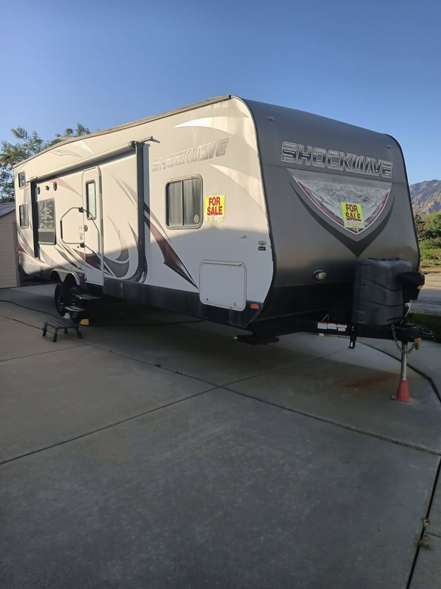 2016 Shockware Toy Hauler