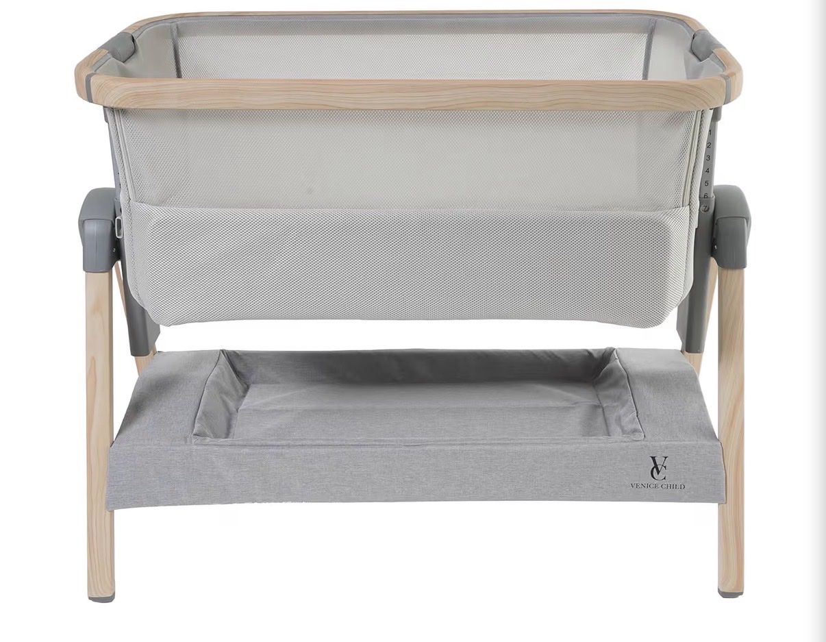 Venice Child Baby Bassinet