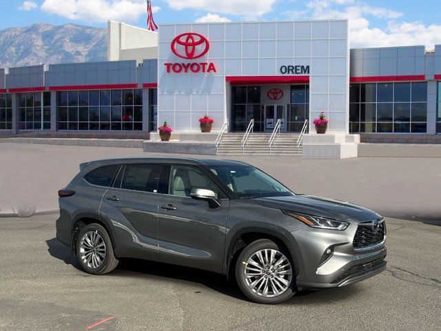 2026 Toyota Highlander Platinum