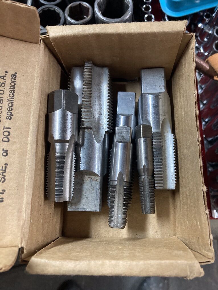 six Piece Pipe Tap Set