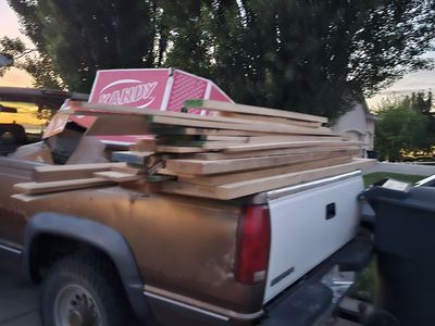 bunch of hard lumber oak red oak alder white oak ash etc