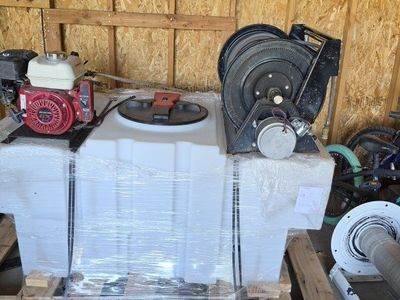 200 gallon lawn and pest control spray tank