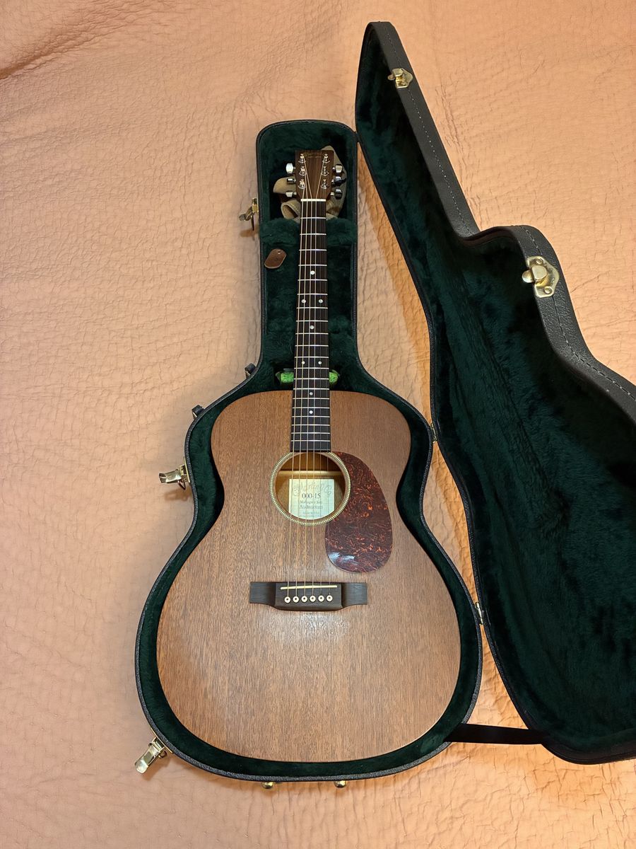 Martin 000-15 Mahogany Top Auditorium Acoustic Guitar with Hard Shell Case