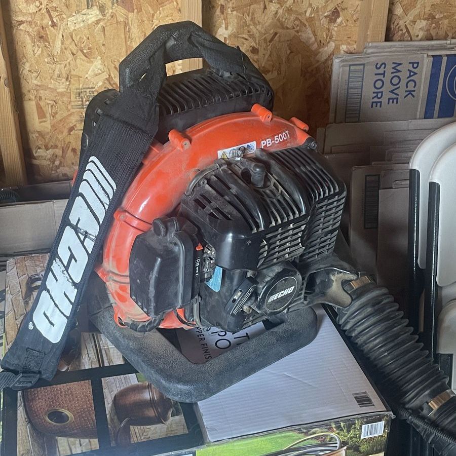 ECHO Gas Leaf Blower