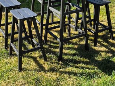 6 Peice Outdoor Bar Height Tables and 4 Stools Set