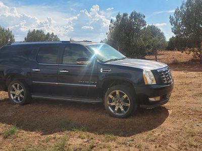 2007 Cadillac Escalade ESV. 3rd Row Seating.