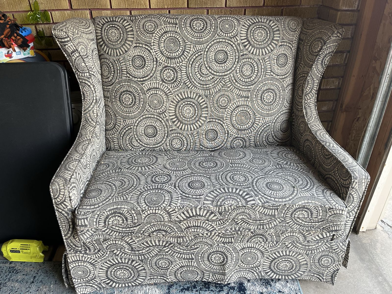 Cute Rocking Loveseat- Gray and White EX Condition 