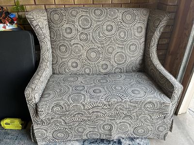 Cute Rocking Loveseat- Gray and White EX Condition