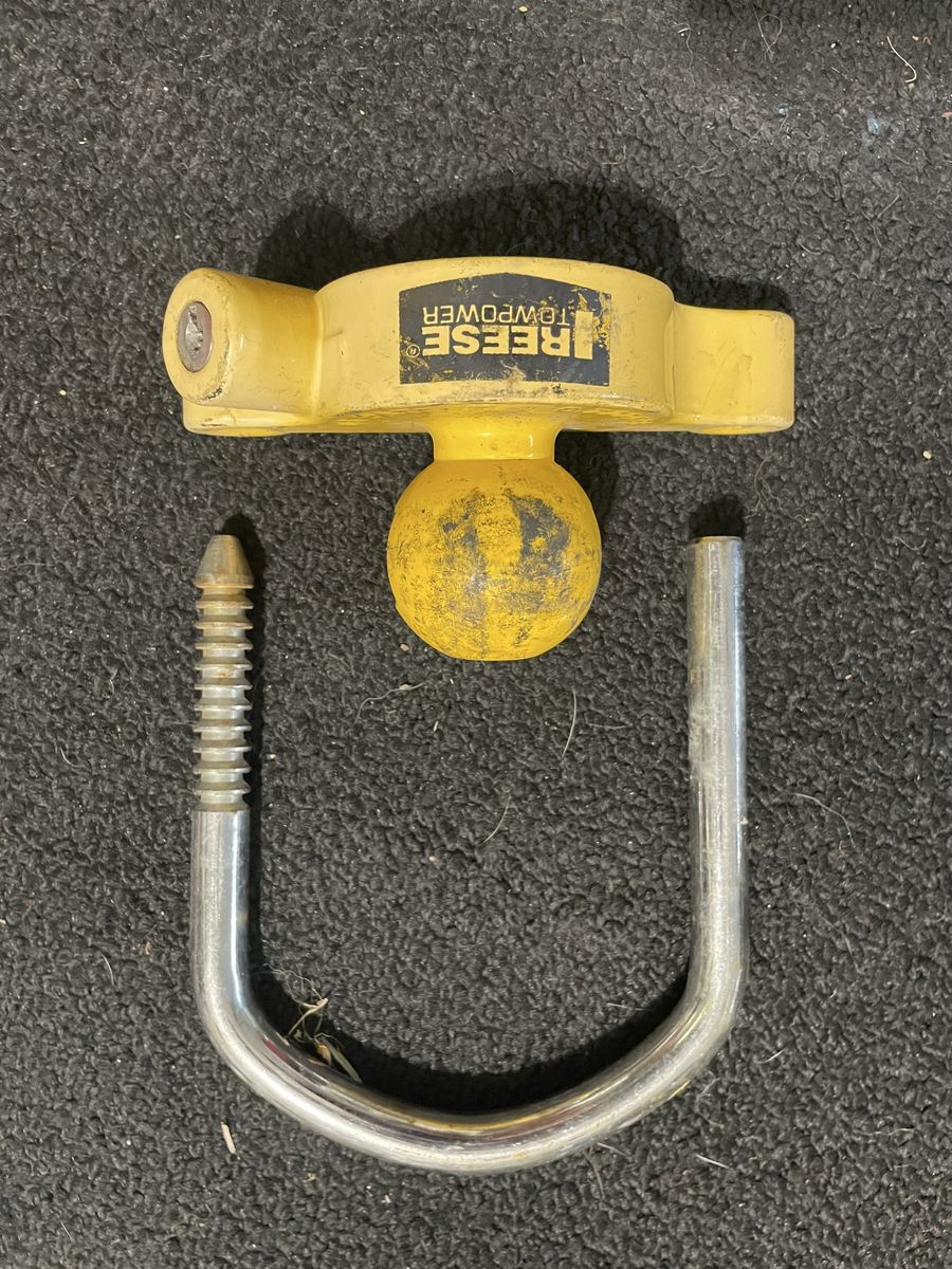 Reese Towpower Trailer Hitch Lock Kit - Yellow Lock, U-Bolt, & Ball Mount - Used
