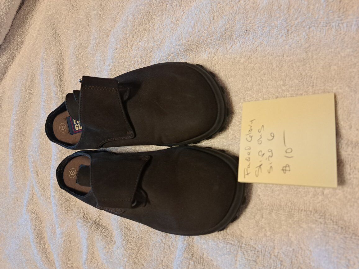 Faded Glory slip ons