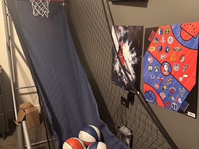 Pop-a-shot single shot basketball hoop arcade.
