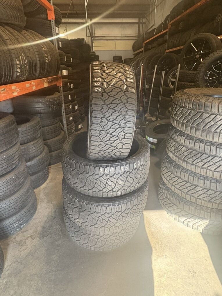 Used Set Of 265/35R22 Venom Power TRAIL HUNTER ATS