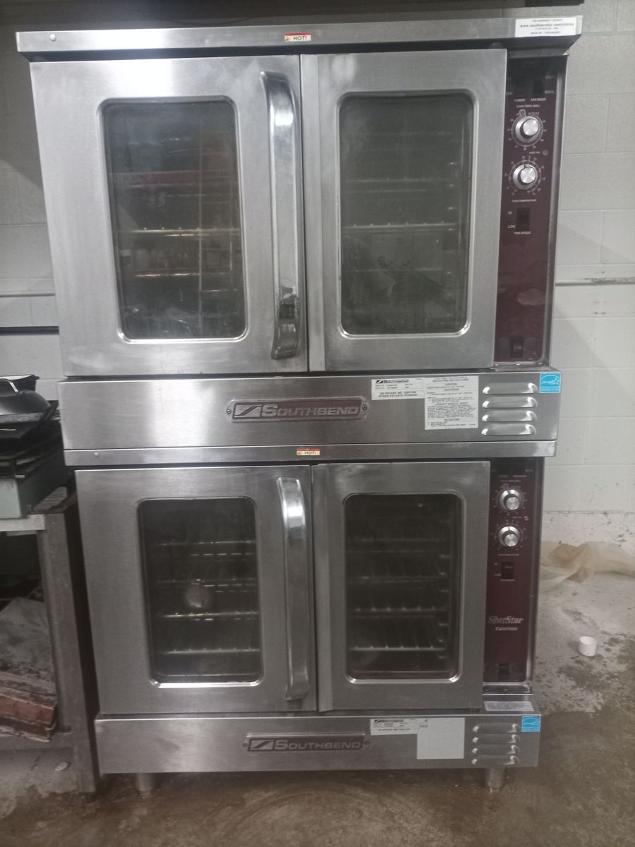 Southbend SLGS/22SC Double Stack Commercial Natural Gas Convection Oven