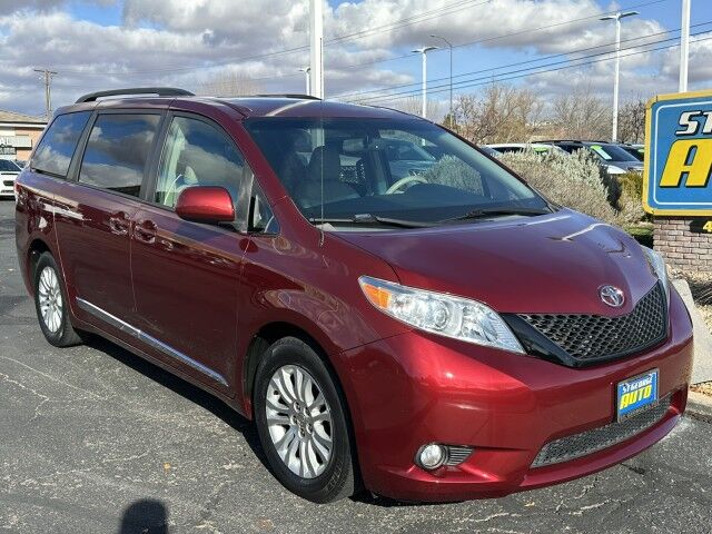 2012 Toyota Sienna XLE 8-Passenger