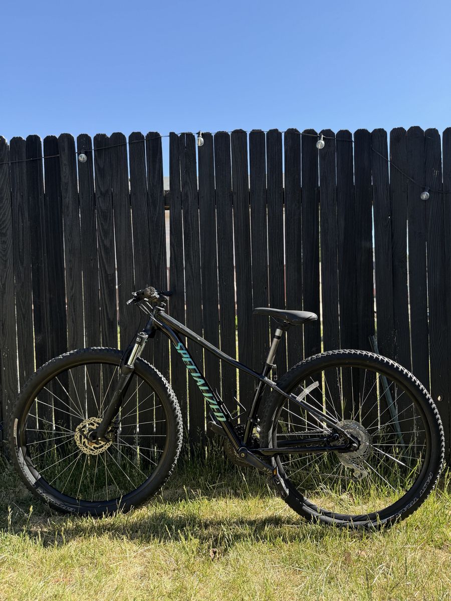 Specialized Pitch Sport 27.5" Mountain Bike - Black/Teal, Hardtail, Disc Brakes