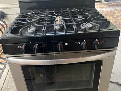Free gas range and stove