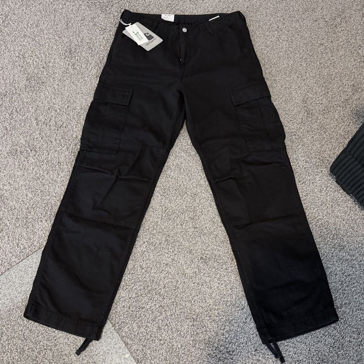 Carhartt WIP Regular Cargo Pants Black 33x32 NWT