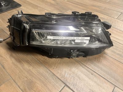 Nissan Rogue 2021-2023 Passenger Side Headlight