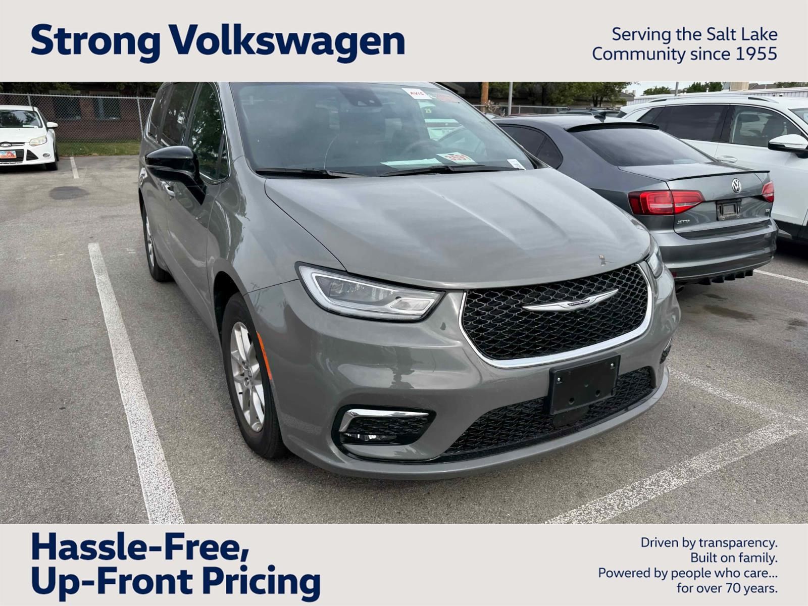 2025 Chrysler Pacifica Select