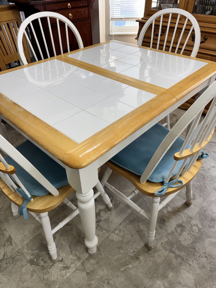 Tile Top Wood Dining Table Set with 4 Spindle Chairs & Built-in Extension Leaf
