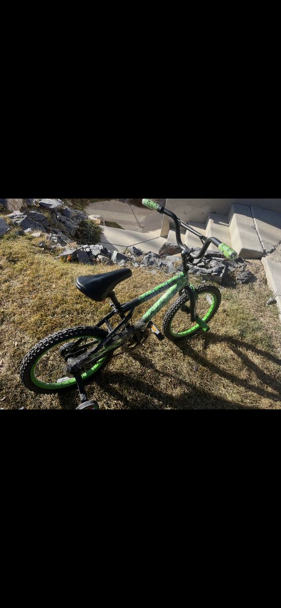 Large yard Sale Saturday, March 28, At 8 To 12