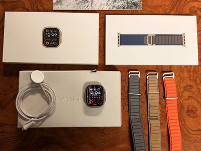 Apple Watch Ultra 2 49mm Titanium GPS + Cellular with 3 Bands and Charger