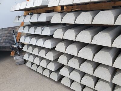 6' FOOT PRECAST CONCRETE PARKING BUMPER BLOCKS