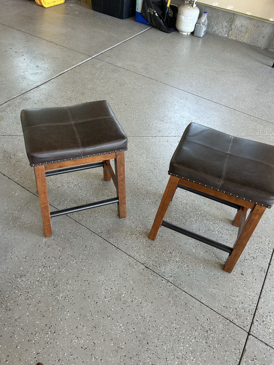 bar stools