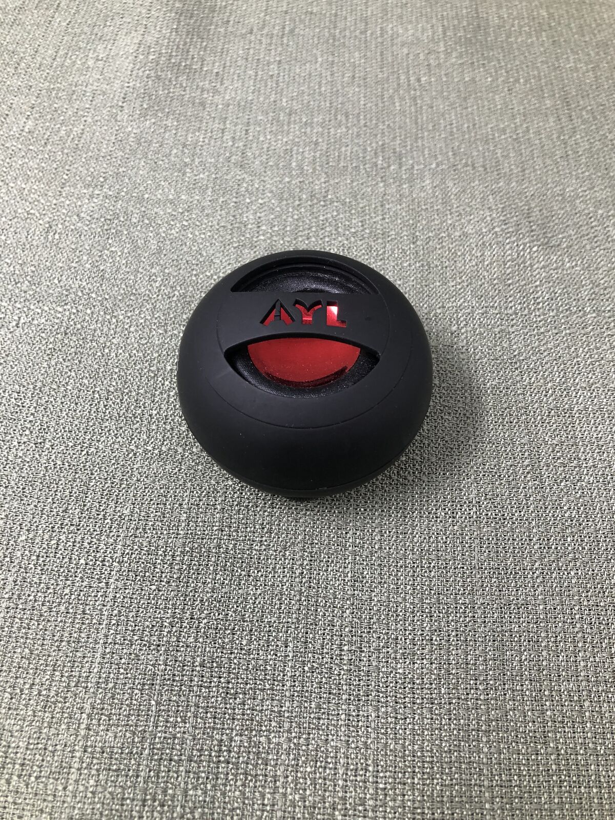 AYL Mini Portable Plug-In Speaker – Black & Red Compact Travel Speaker