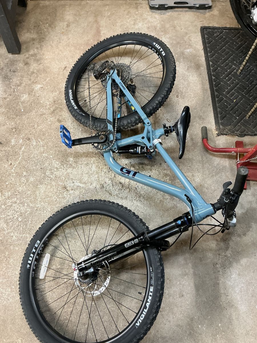 GT Aggressor Pro Mountain Bike - Light Blue, Full Suspension, 27.5" Wheels, Disk Brakes