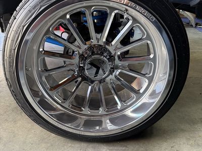 Kg1 Forged Wheels & Nitto 420V Tires - Set of 4 - 305/35R24 - Excellent Condition