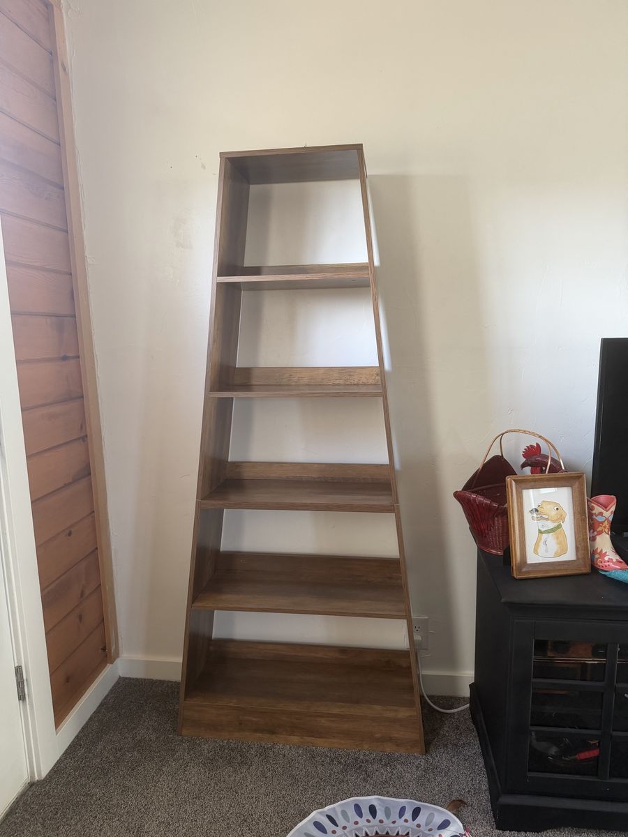 Wooden Ladder Bookshelf Tapered 6-Tier Display Shelf