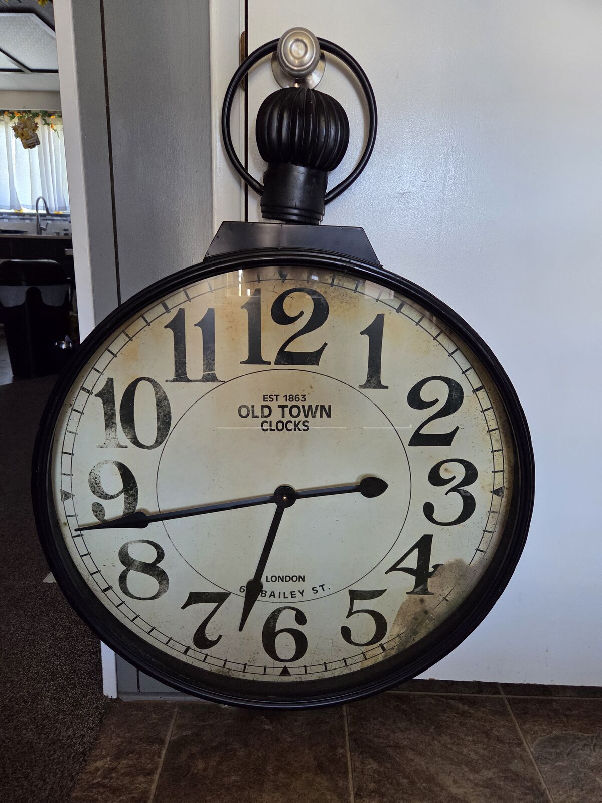 Large Old Town Clocks London wall clock with large numbers.
