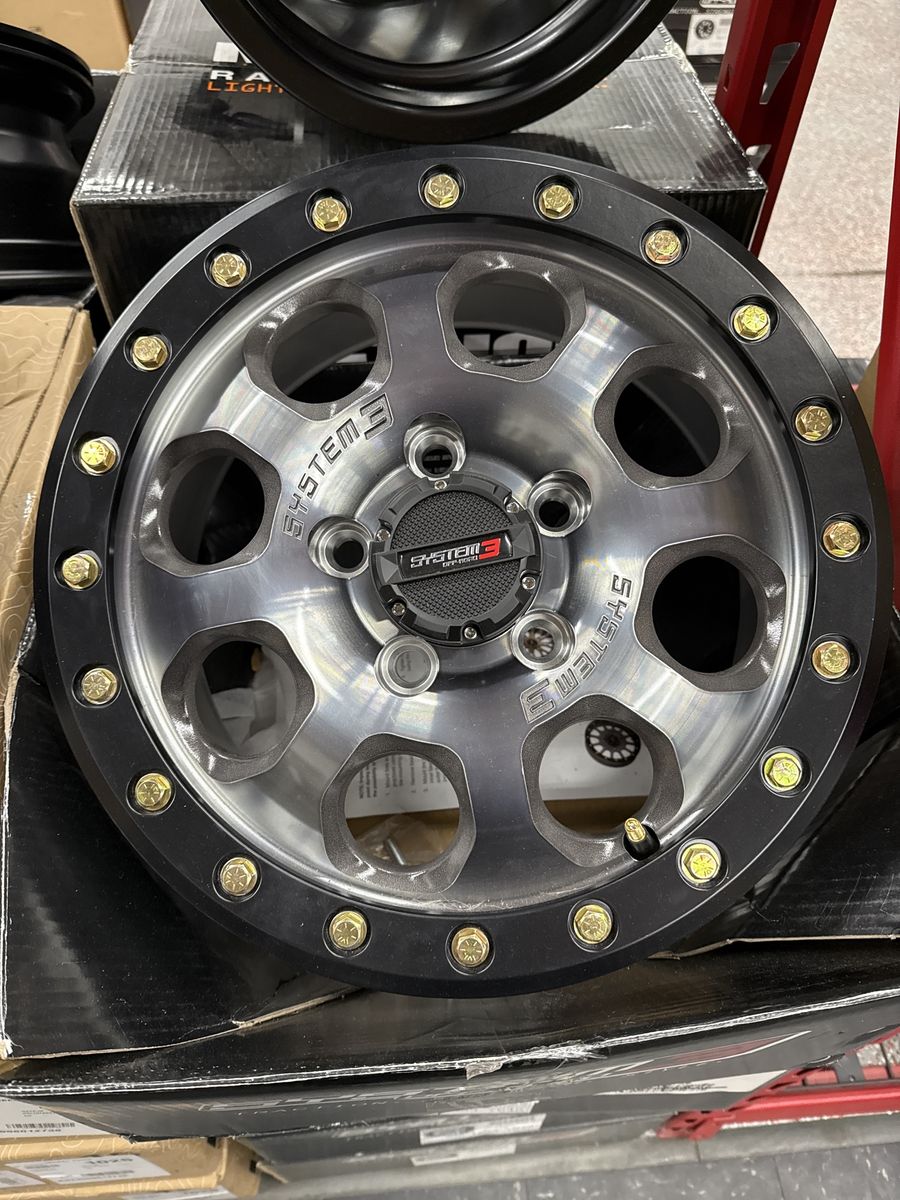 System 3 SB-7 Beadlock 15x7 (6+1) 5x4.5