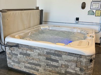 2017 Hot Springs Vanguard