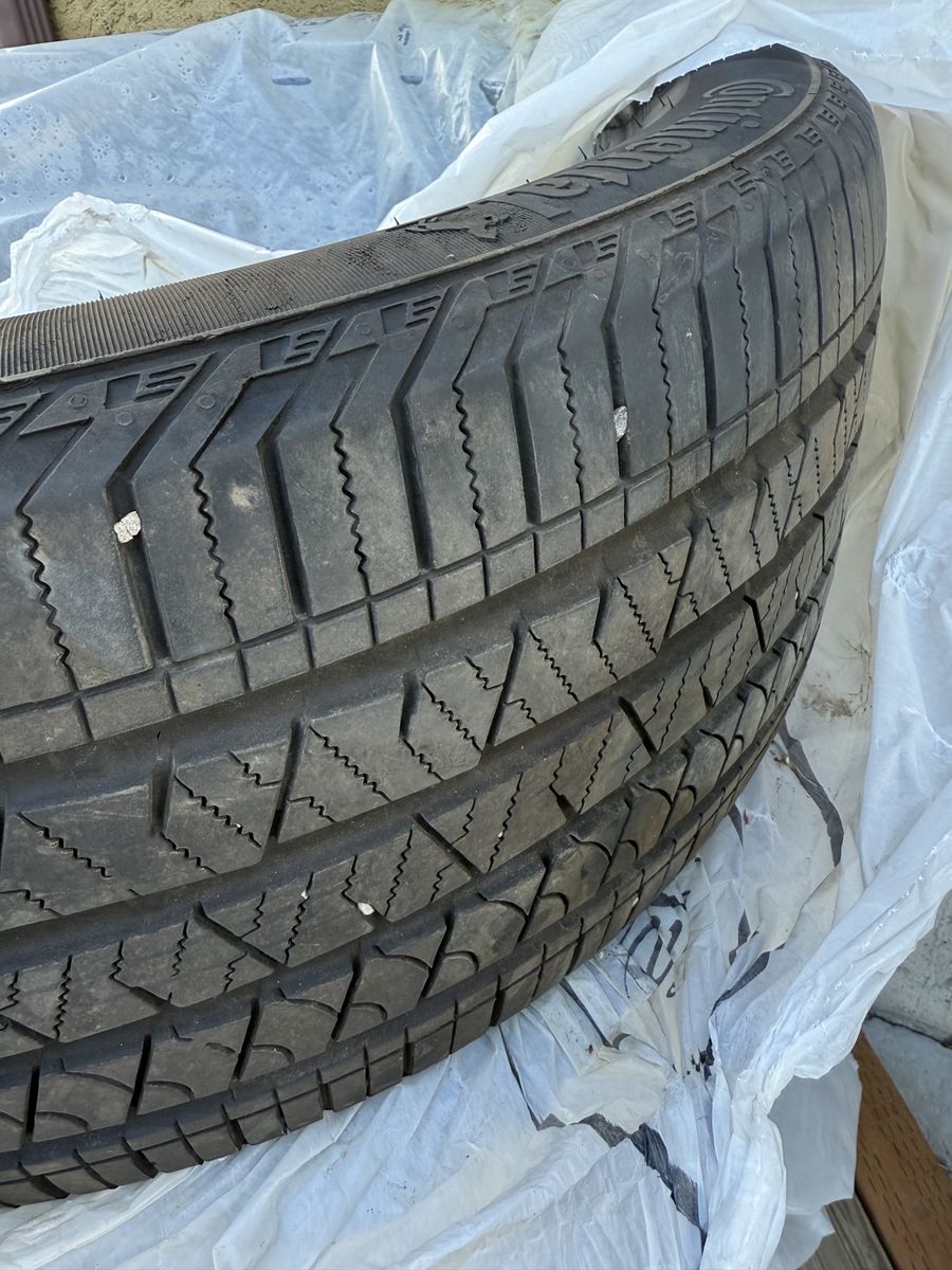 275/45R20 Continental Tires