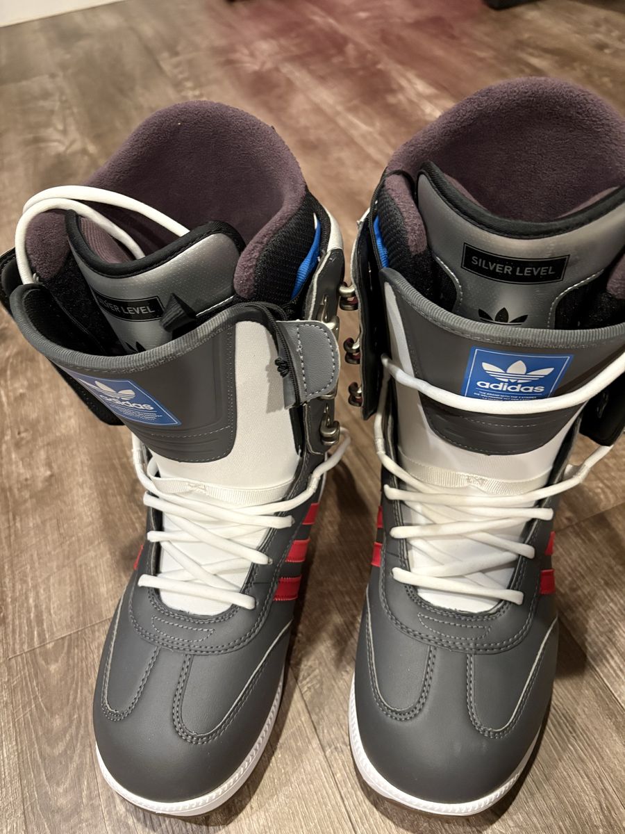 Brand new adidas samba snowboard boots 10.5