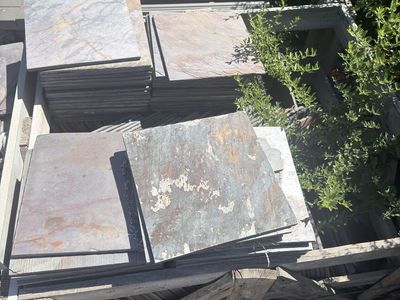 Natural Stone Slate Tile Pallet - Multicolored Square Pavers