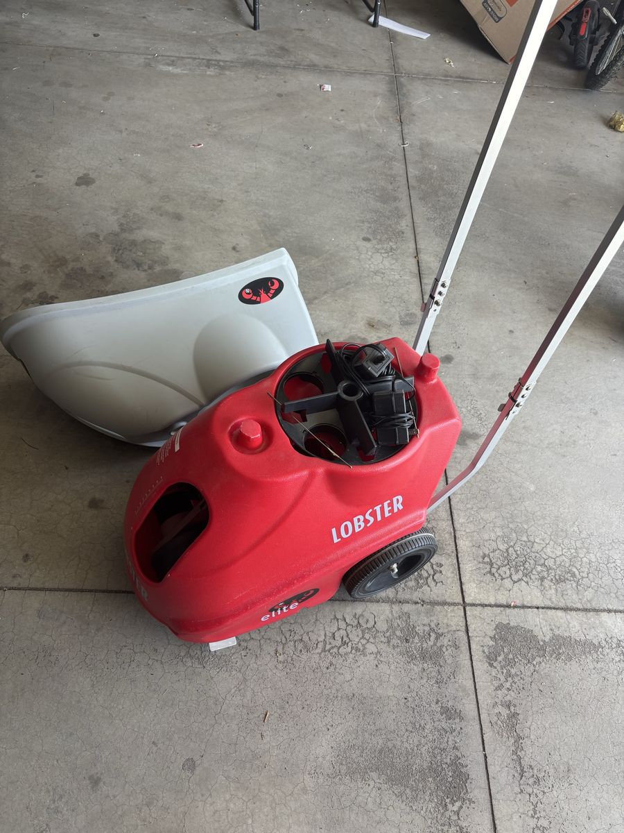 Lobster Elite Tennis Ball Launcher