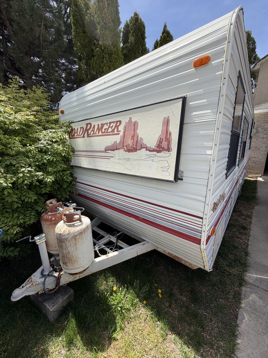 Road Ranger 27’ trailer
