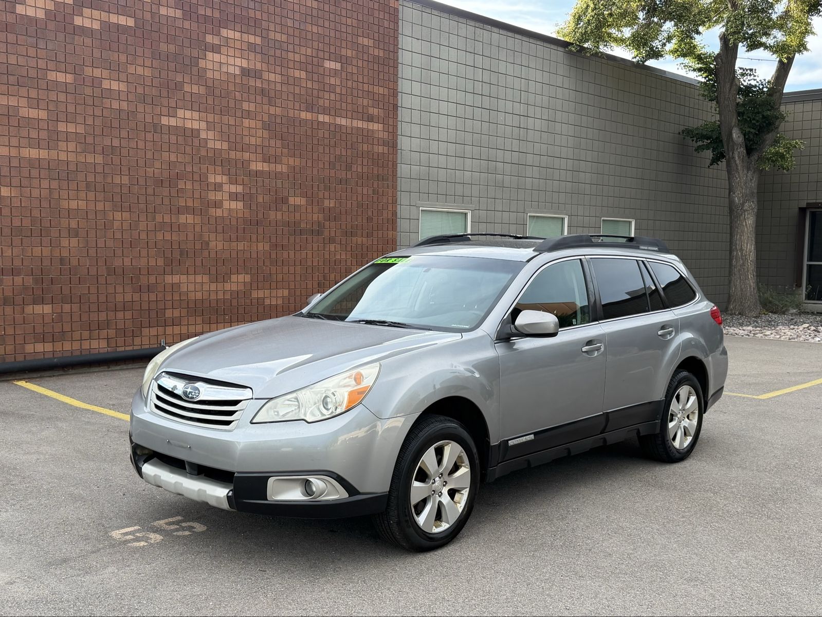 2011 Subaru Outback 3.6R Limited Pwr Moon