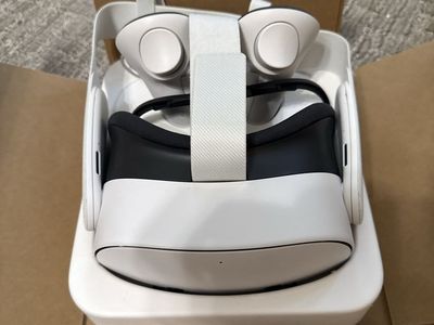 Meta Quest 3S VR Headset 128GB - Immersive Virtual Reality Experience
