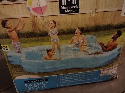 inflatable pool