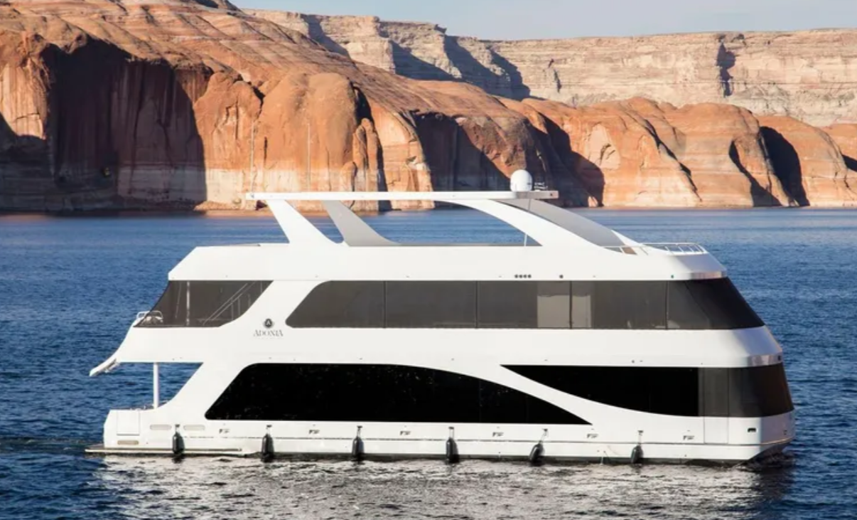 Antelope Point Marina Houseboat *Del Sol Trip #8* (August 1-8)