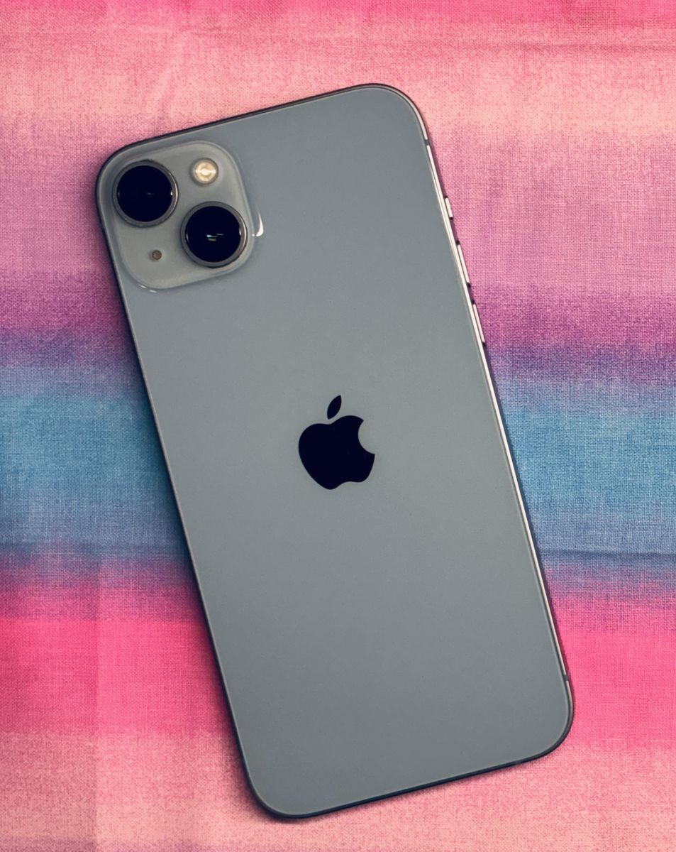 iPhone 14 Plus Unlocked W/ Extra