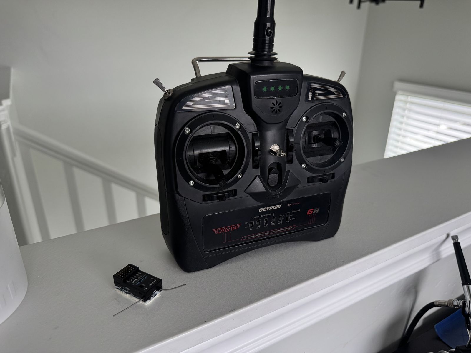 Detrum 6CH transmitter with 6axis gyro receiver