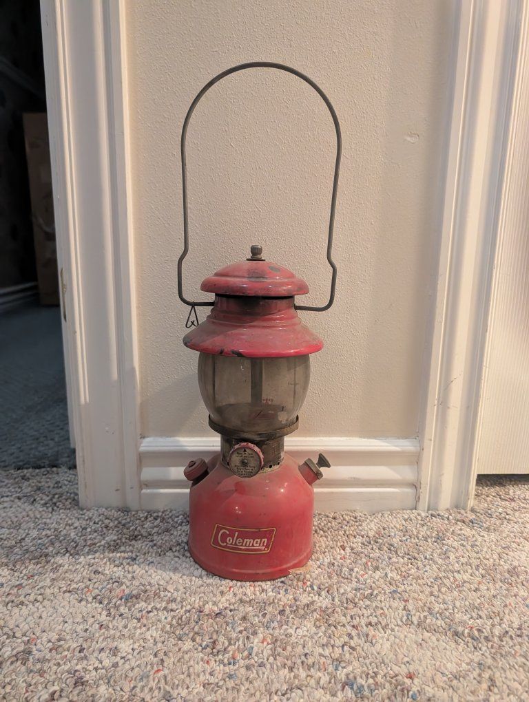 Coleman gas lantern